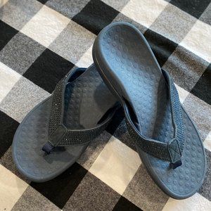 Vionic Tide Rhinestones Navy Toe-Post Sandal Flip Flop Women's sizes 7